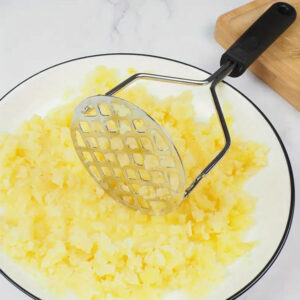 Stainless Steel and Plastic Handle Potato Masher Kitchen Tool