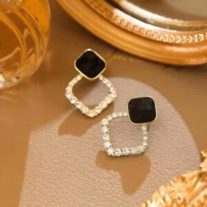 Stylish Zarkoon Fancy Earrings Sets