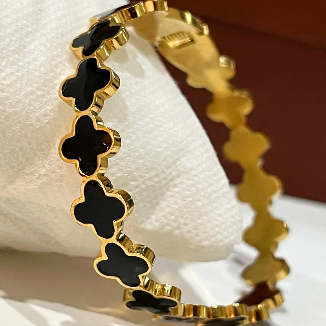 New stylish stainless steel bangles