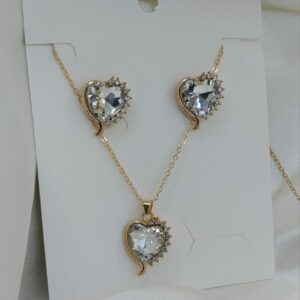 New stylish gold plated locket set