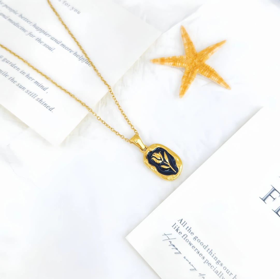 New stylish gold plated locket chain - Image 2