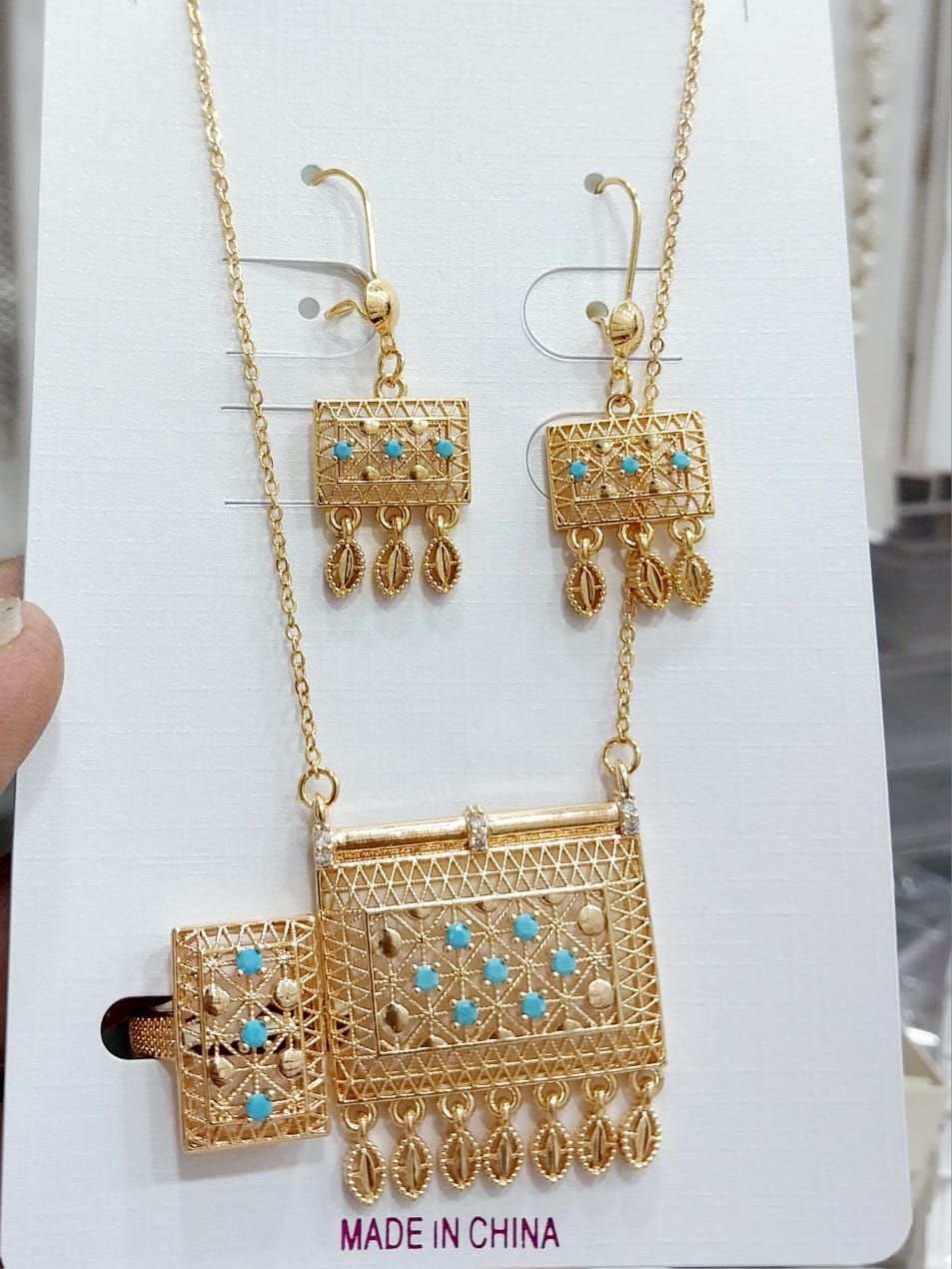 China gold plated locket set - Image 6