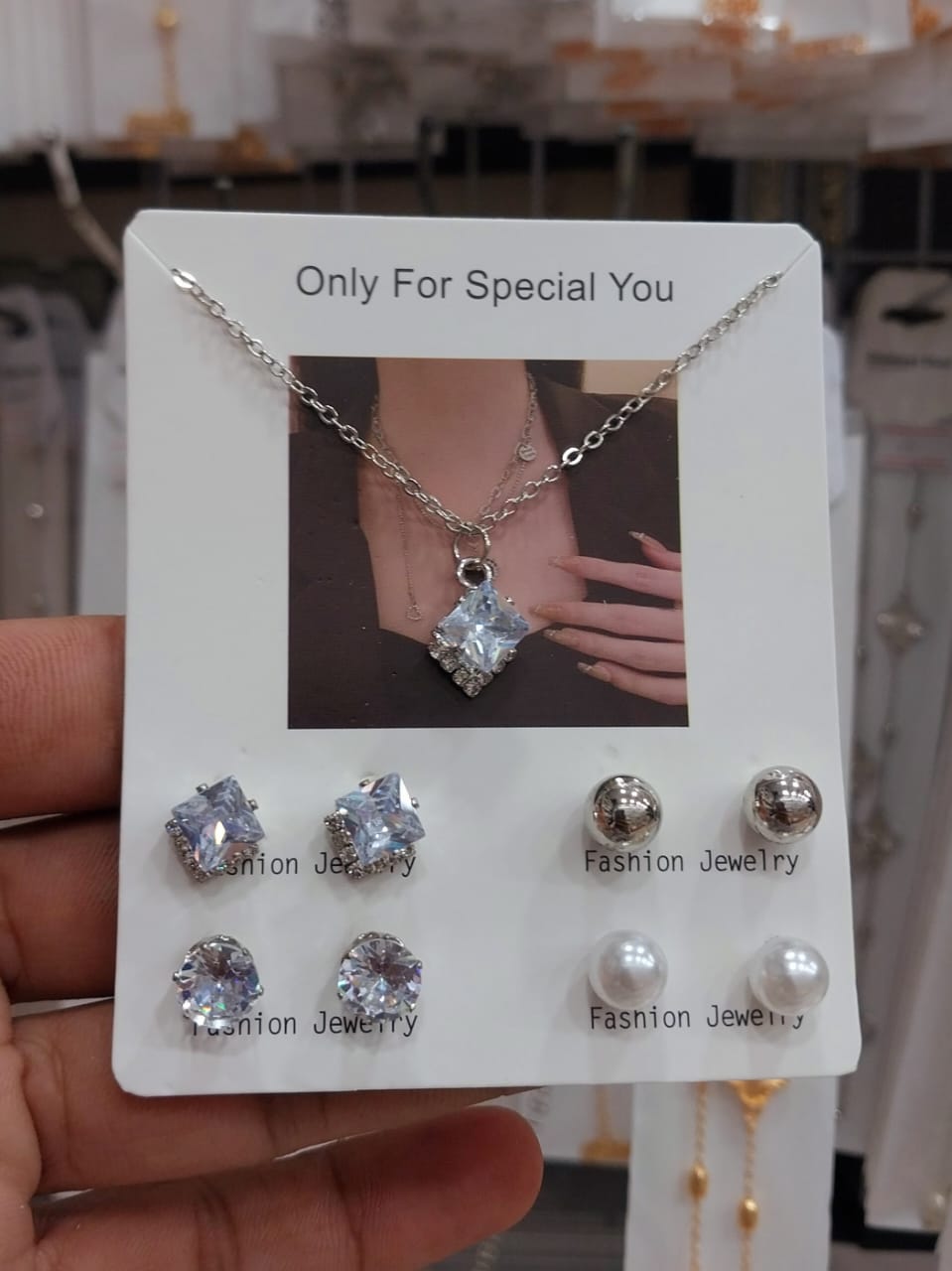 China normal quality locket set - Image 3