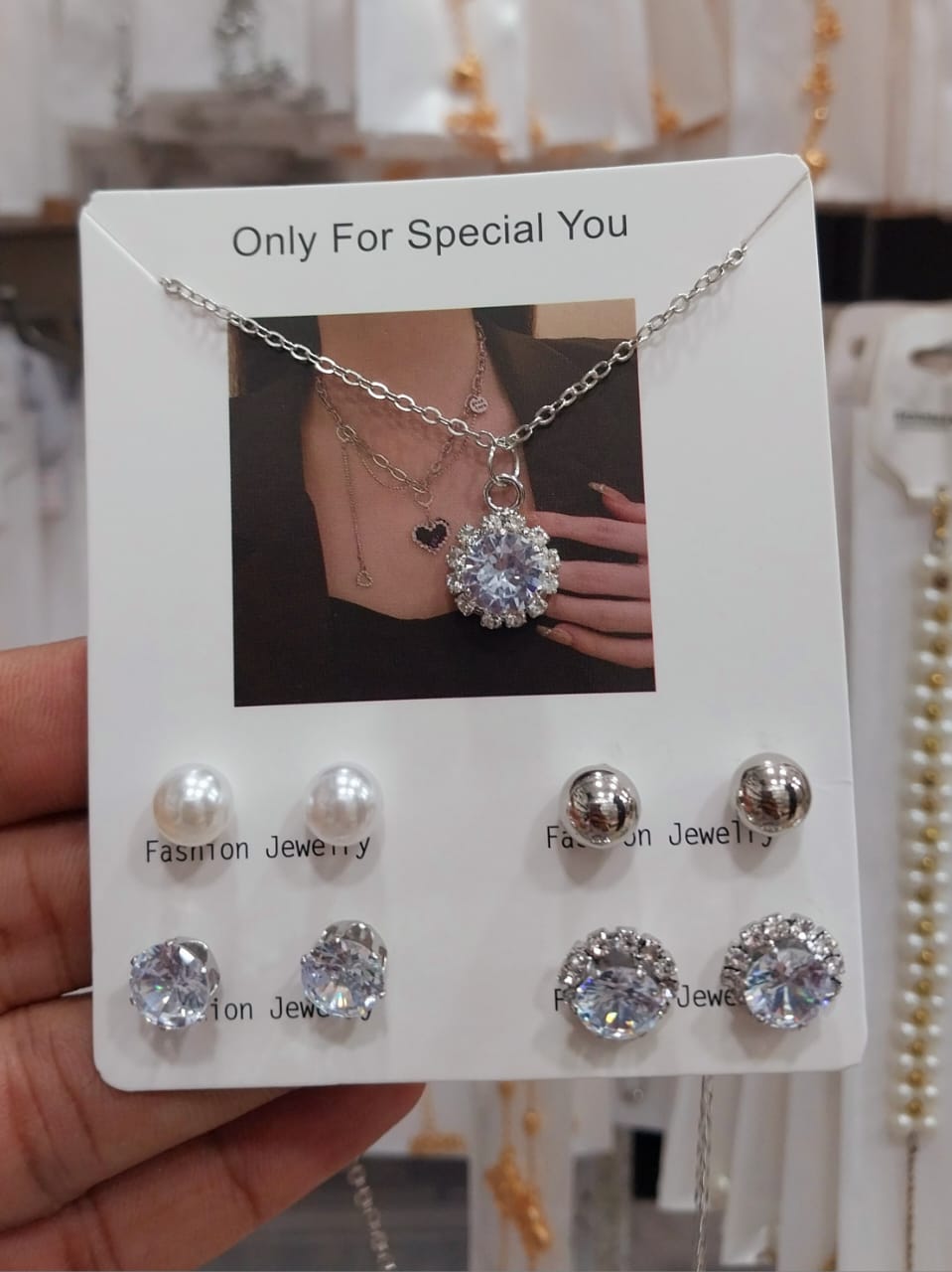 China normal quality locket set