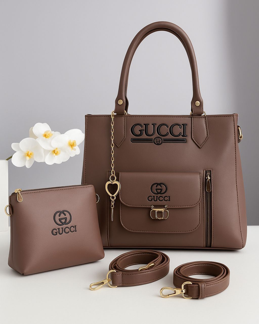 GUCCI 2 pec Stylish Shoulder Bag - Image 3