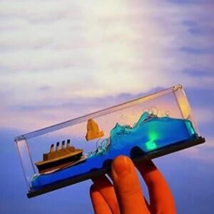 Titanic Acrylic Cruise Ship Model – Liquid Drift Bottle Decor