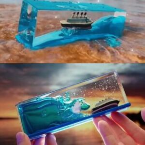 Titanic Acrylic Cruise Ship Model – Liquid Drift Bottle Decor