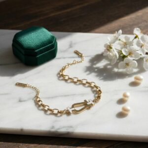 New stylish stainless steel bracelet