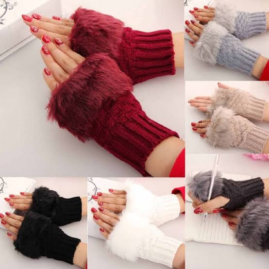 Women’s Wool Fingerless Gloves – Warm Knit Winter MittensFancy Knit Wool Fingerless Gloves for Women & Girls – Soft Warm Half-Finger Winter Mittens with Stylish Design