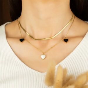New stylish stainless steel locket