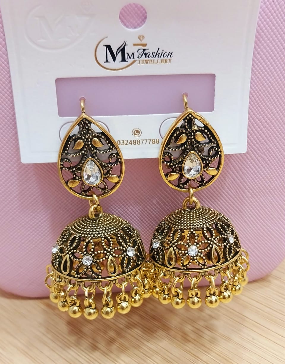 New stylish Earrings