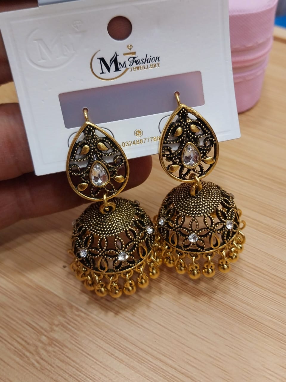 New stylish Earrings - Image 4