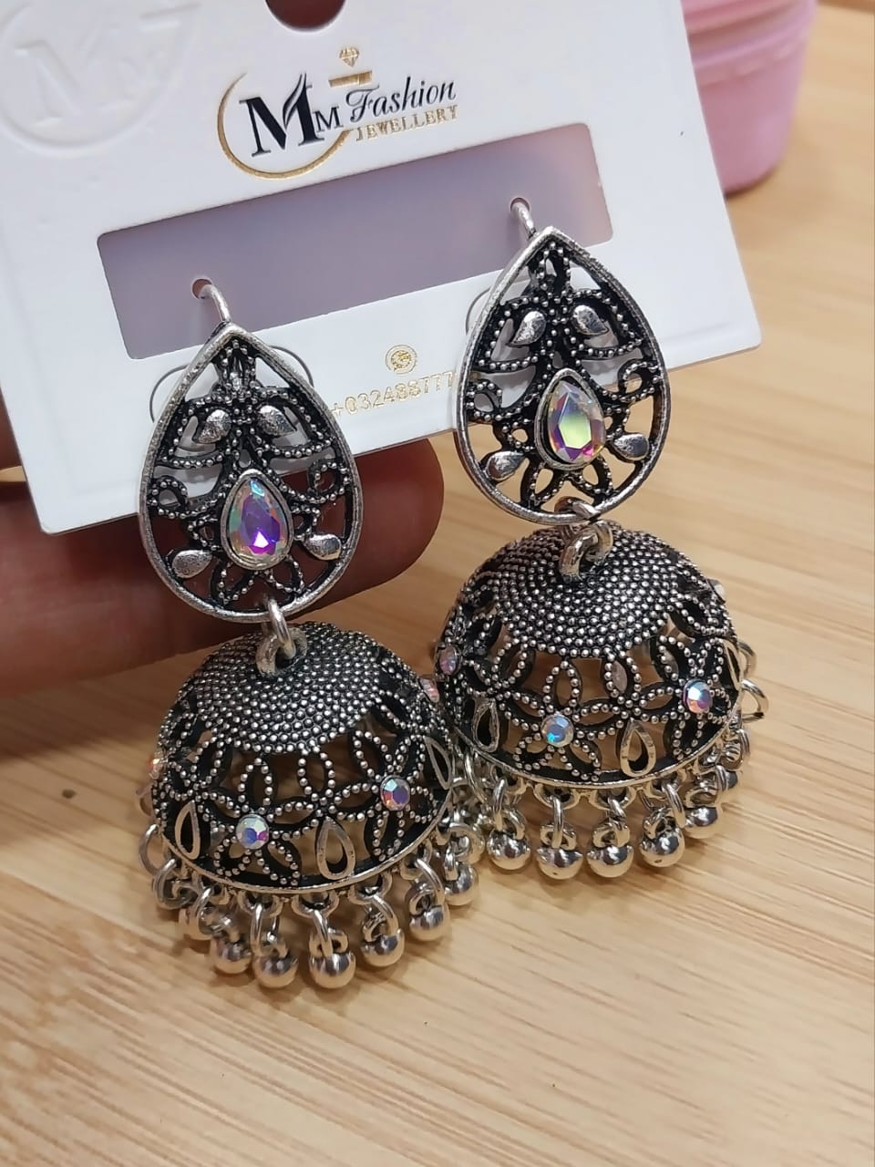 New stylish Earrings - Image 2