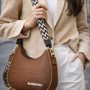 Moon-Shaped Elegant Bag – Stylish Daily Handbag
