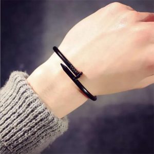 Stainless Steel Bangle for Women – Premium Single Piece