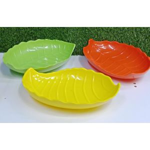 Leaf Shape Plastic Snack & Dip Tray